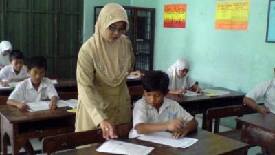 Miris, Gaji Guru Non ASN di Maros Hanya Rp250 Ribu per Bulan