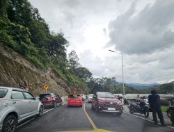 Flyover Tompoladang Maros Dilarang Jadi Tempat Jualan, 10 Pedagang Ditertibkan